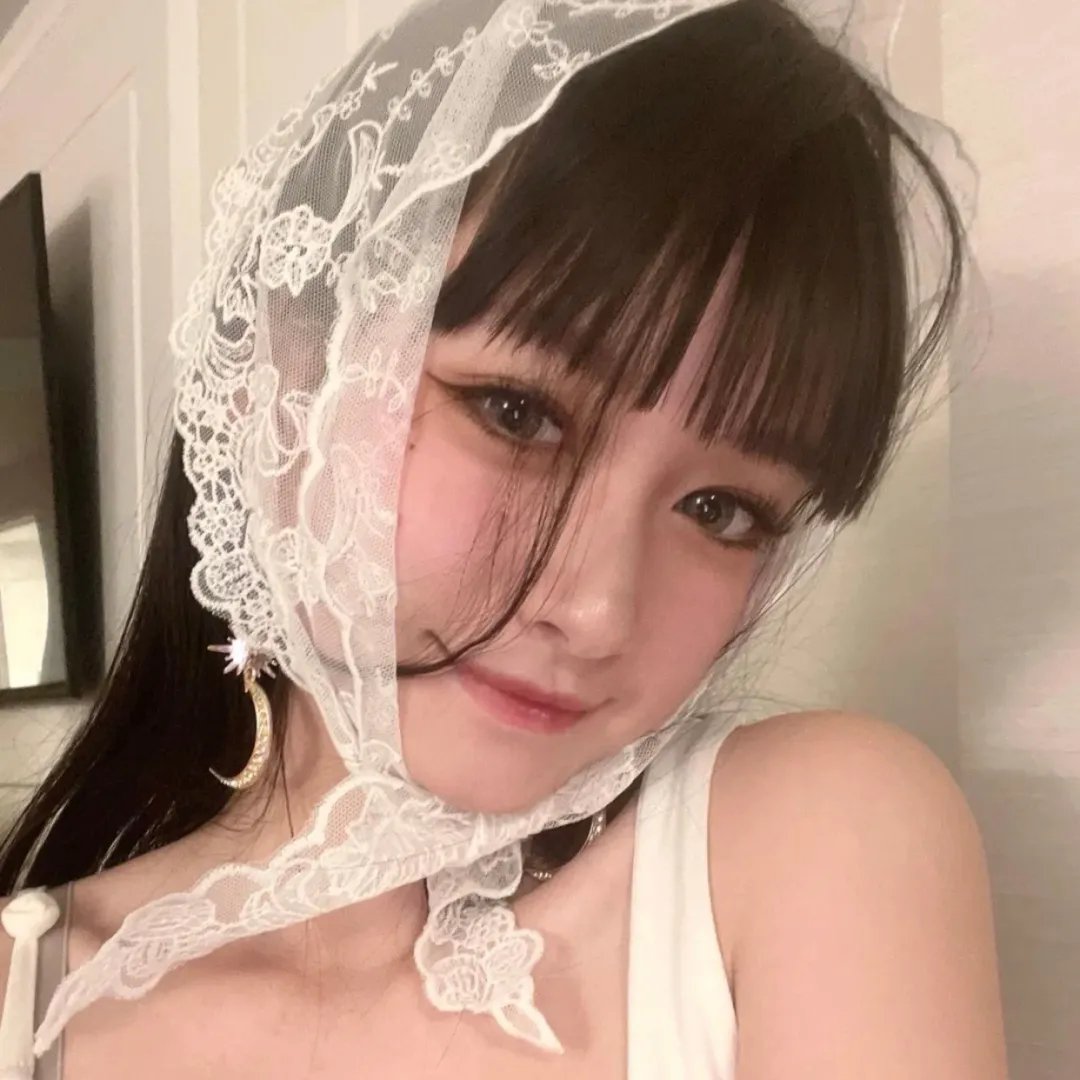 麻辣老师1这个女生有点冷